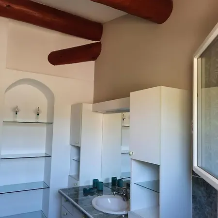 Le Marronnier Apartment *