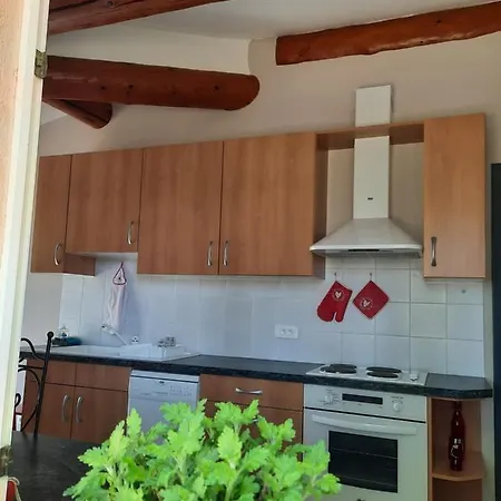 Le Marronnier Apartment