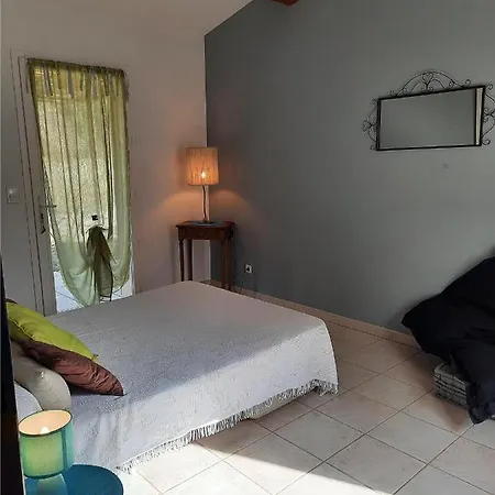 Le Marronnier Apartment *